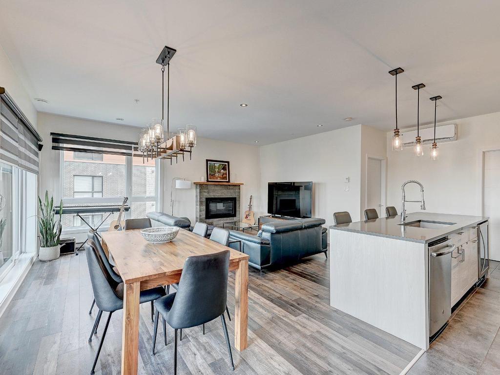 









130


Av. de la Belle-Dame

, 403,
La Prairie,




QC
J5R0T4


