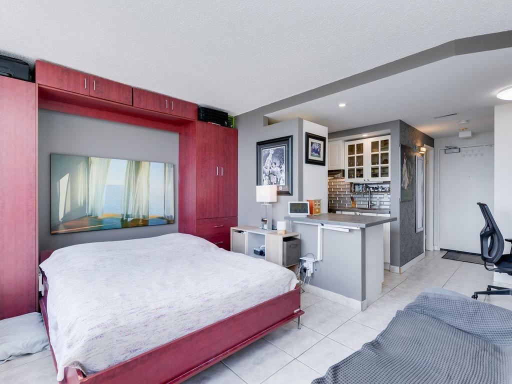 









295


Boul. St-Joseph

, 1209,
Gatineau (Hull),




QC
J8Y3Y5

