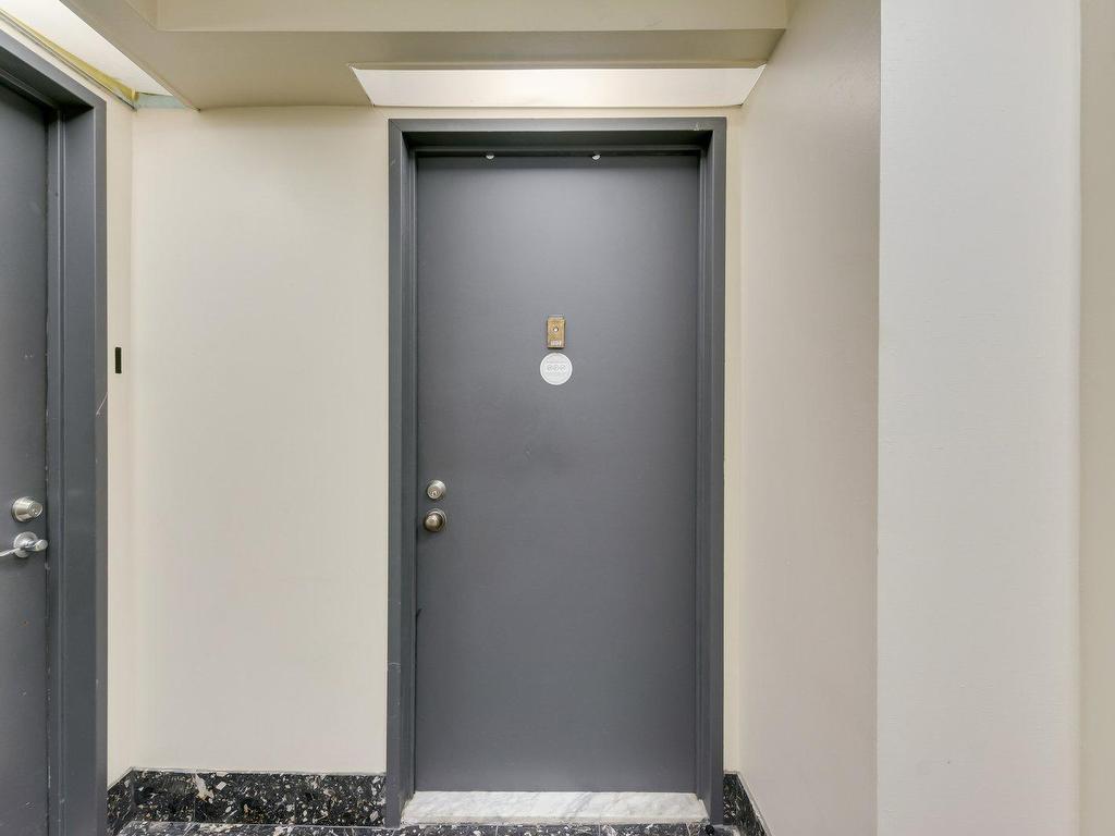 









295


Boul. St-Joseph

, 1209,
Gatineau (Hull),




QC
J8Y3Y5

