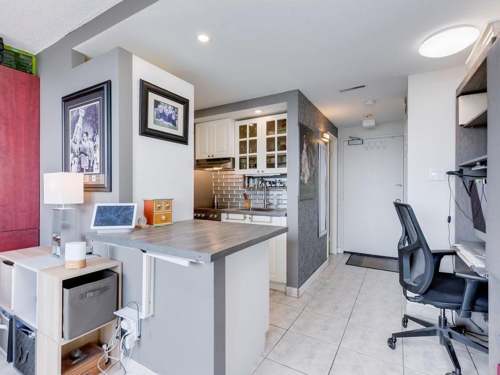 









295


Boul. St-Joseph

, 1209,
Gatineau (Hull),




QC
J8Y3Y5

