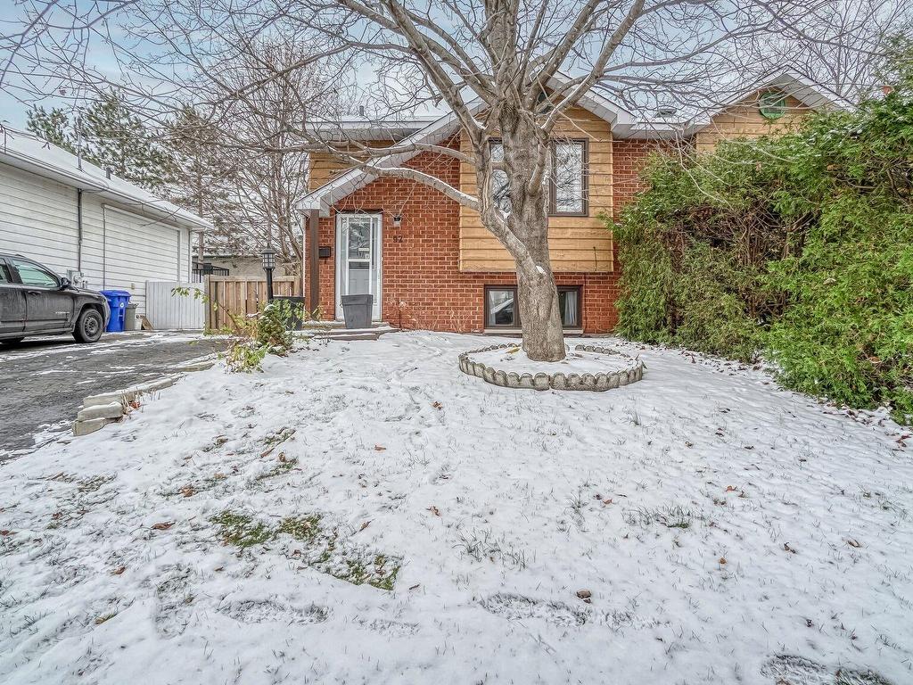 









92


Rue Brook

,
Gatineau (Aylmer),




QC
J9H6P9

