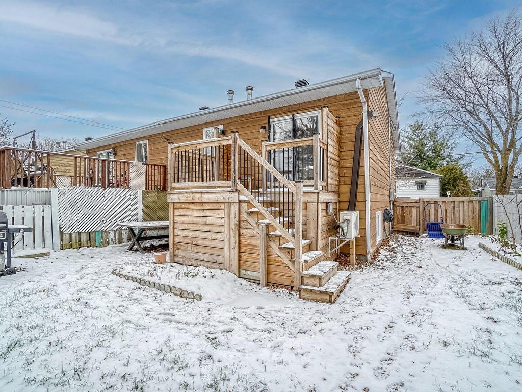 









92


Rue Brook

,
Gatineau (Aylmer),




QC
J9H6P9

