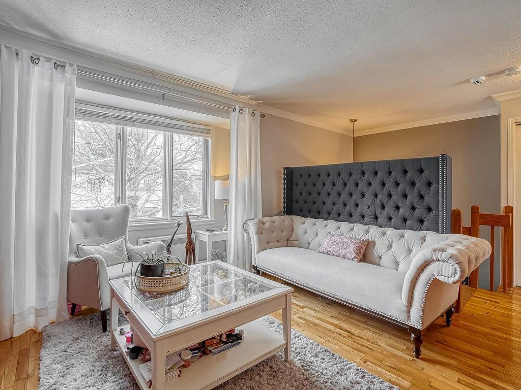 









92


Rue Brook

,
Gatineau (Aylmer),




QC
J9H6P9

