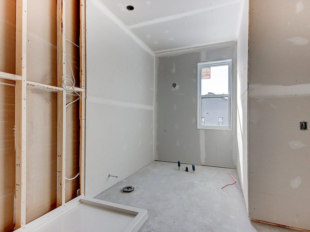 









731


Mtée des Seigneurs

,
Granby,




QC
J2J0J5

