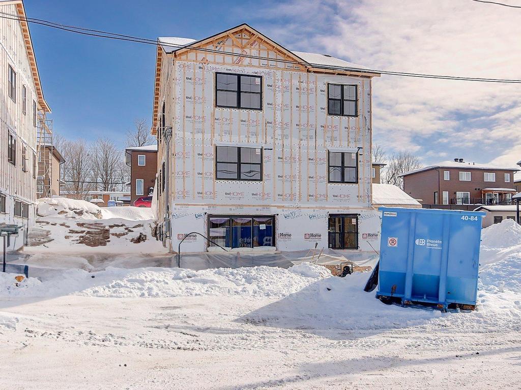 









735


Mtée des Seigneurs

,
Granby,




QC
J2J0J5

