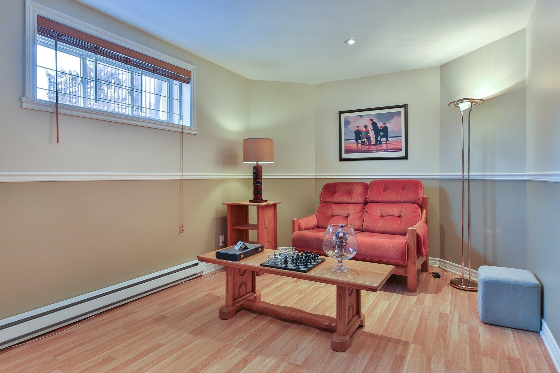 









42


Rue Marie-Curie

,
Saint-Jean-sur-Richelieu,




QC
J2W2R7


