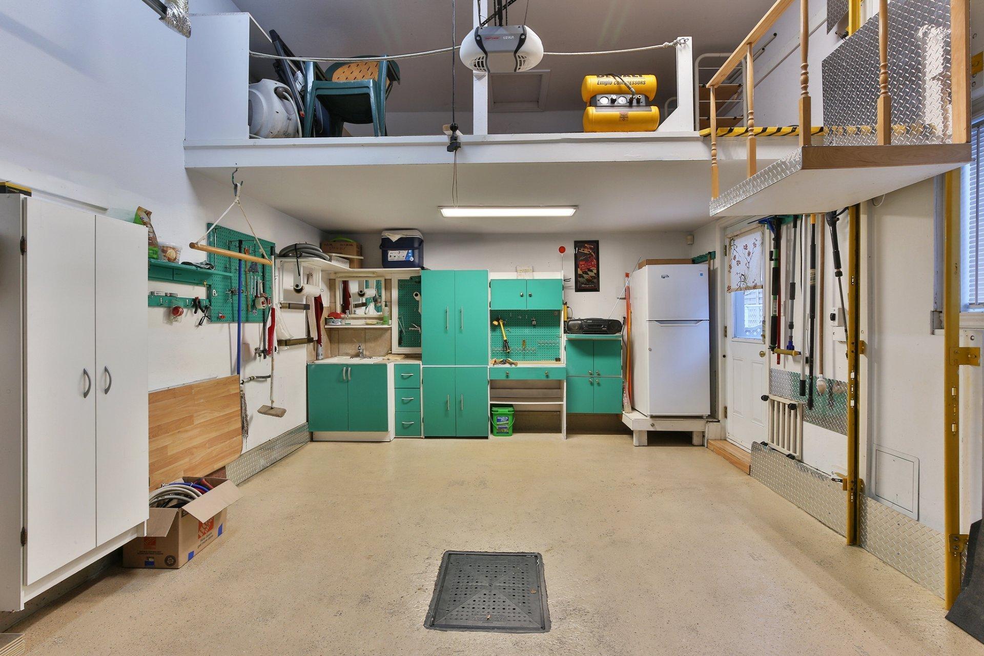 









42


Rue Marie-Curie

,
Saint-Jean-sur-Richelieu,




QC
J2W2R7


