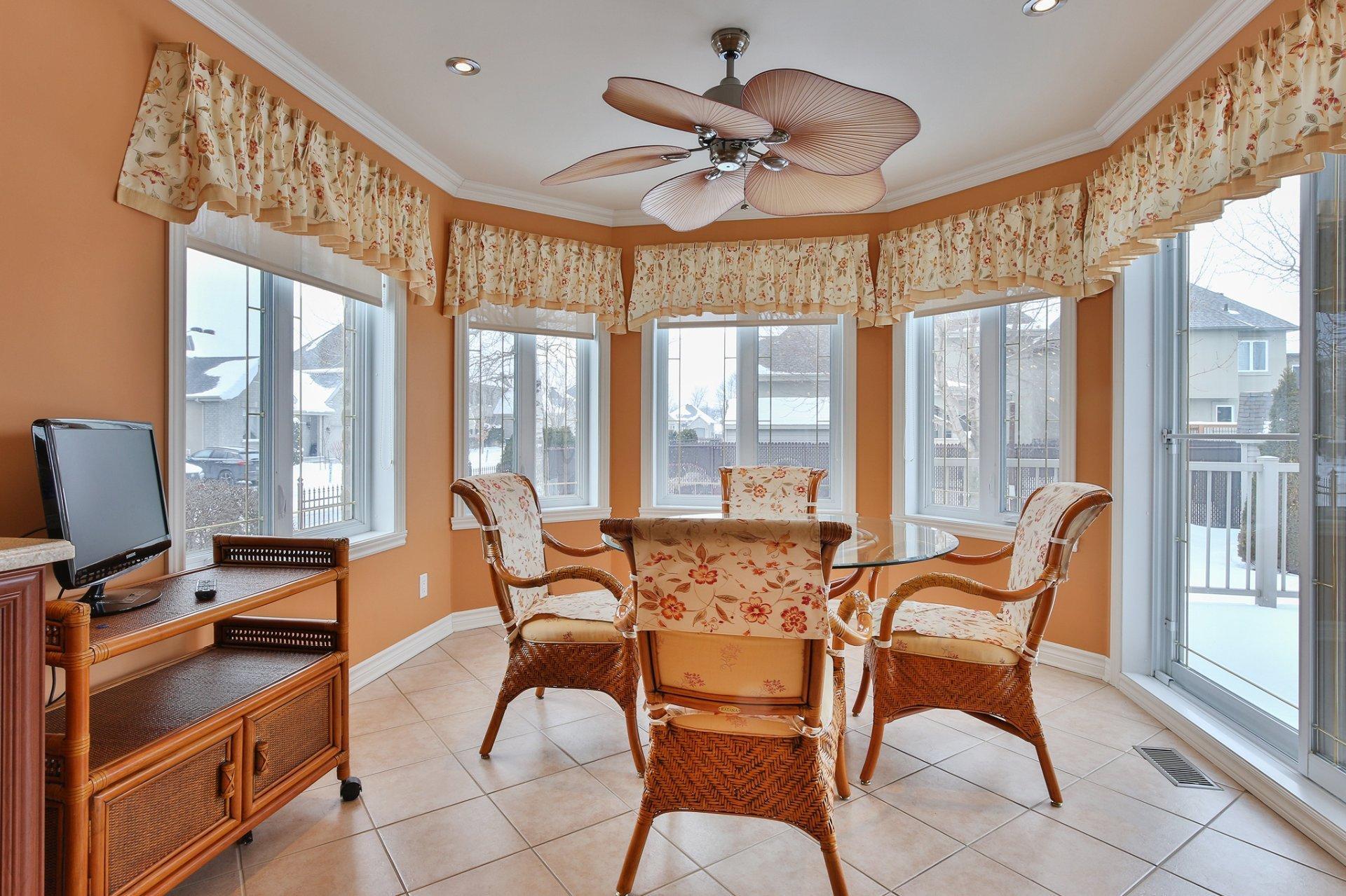 









42


Rue Marie-Curie

,
Saint-Jean-sur-Richelieu,




QC
J2W2R7

