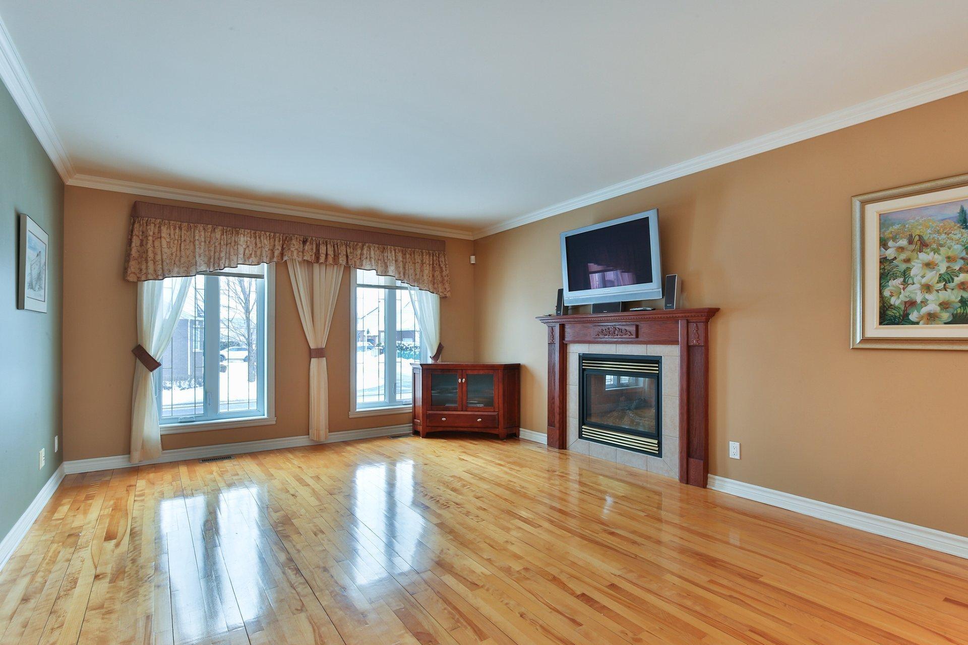 









42


Rue Marie-Curie

,
Saint-Jean-sur-Richelieu,




QC
J2W2R7


