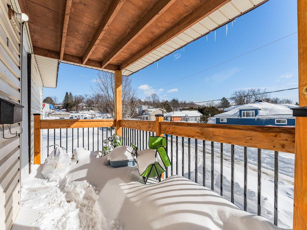 









1

 - 7


Rue Dufresne

,
Windsor,




QC
J1S2H3

