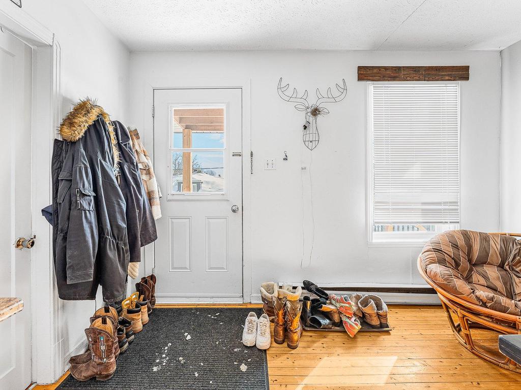









1

 - 7


Rue Dufresne

,
Windsor,




QC
J1S2H3

