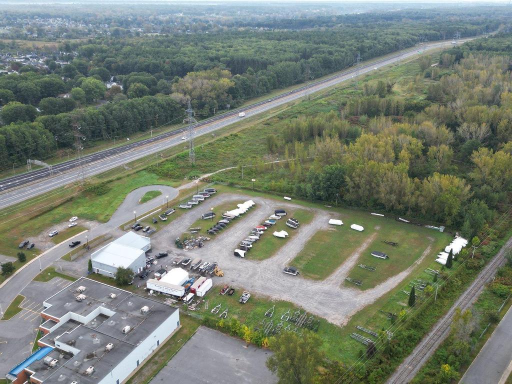 









8425


Rue Industrielle

,
Sorel-Tracy,




QC
J3R5R4

