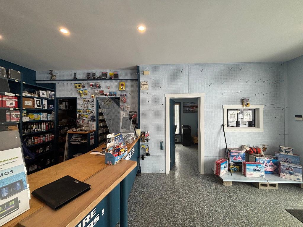 









8425


Rue Industrielle

,
Sorel-Tracy,




QC
J3R5R4

