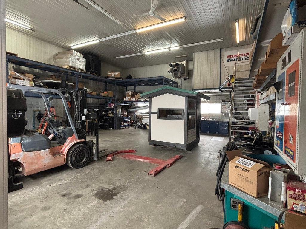 









8425


Rue Industrielle

,
Sorel-Tracy,




QC
J3R5R4

