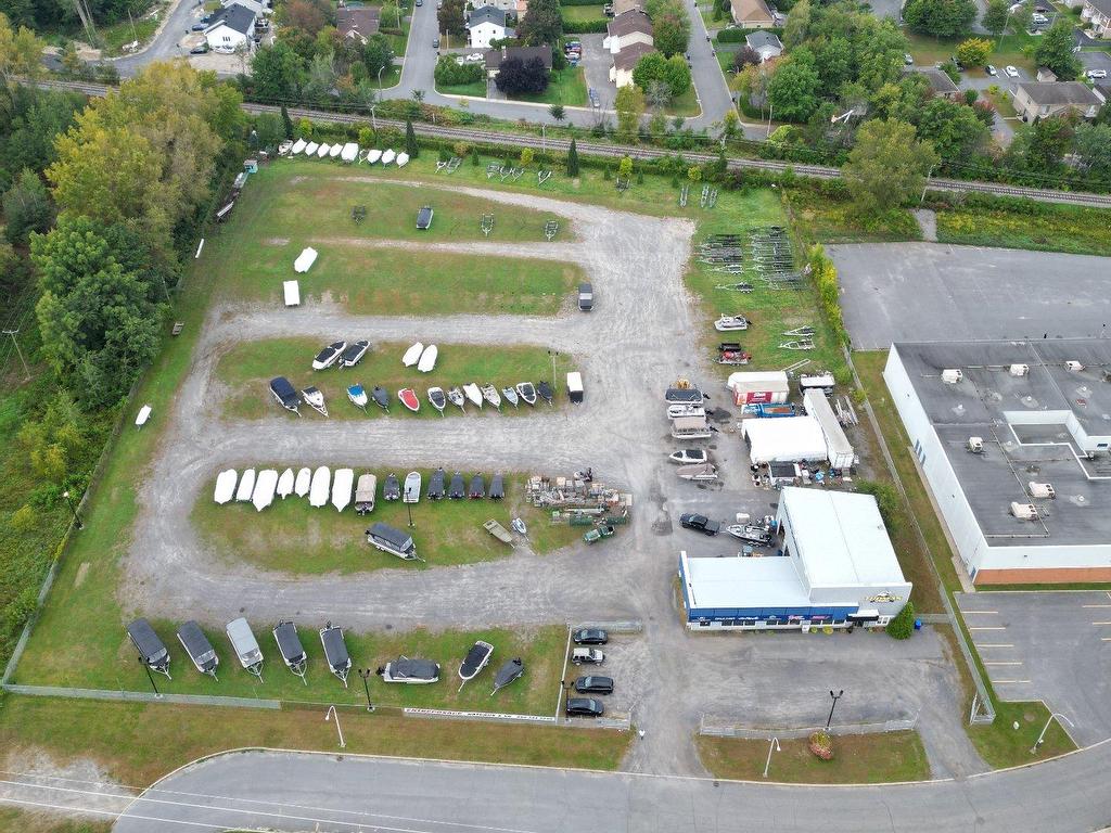 









8425


Rue Industrielle

,
Sorel-Tracy,




QC
J3R5R4

