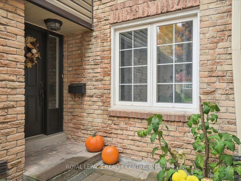 









2766


Folkway

Drive, 73,
Mississauga,




ON
L5L 3M3

