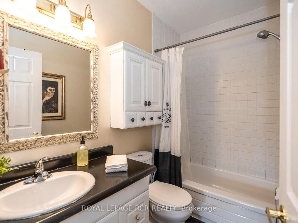 









17


Little York

Street,
Orangeville,




ON
L9W 1L8

