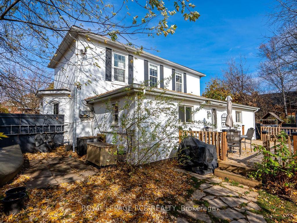 









17


Little York

Street,
Orangeville,




ON
L9W 1L8

