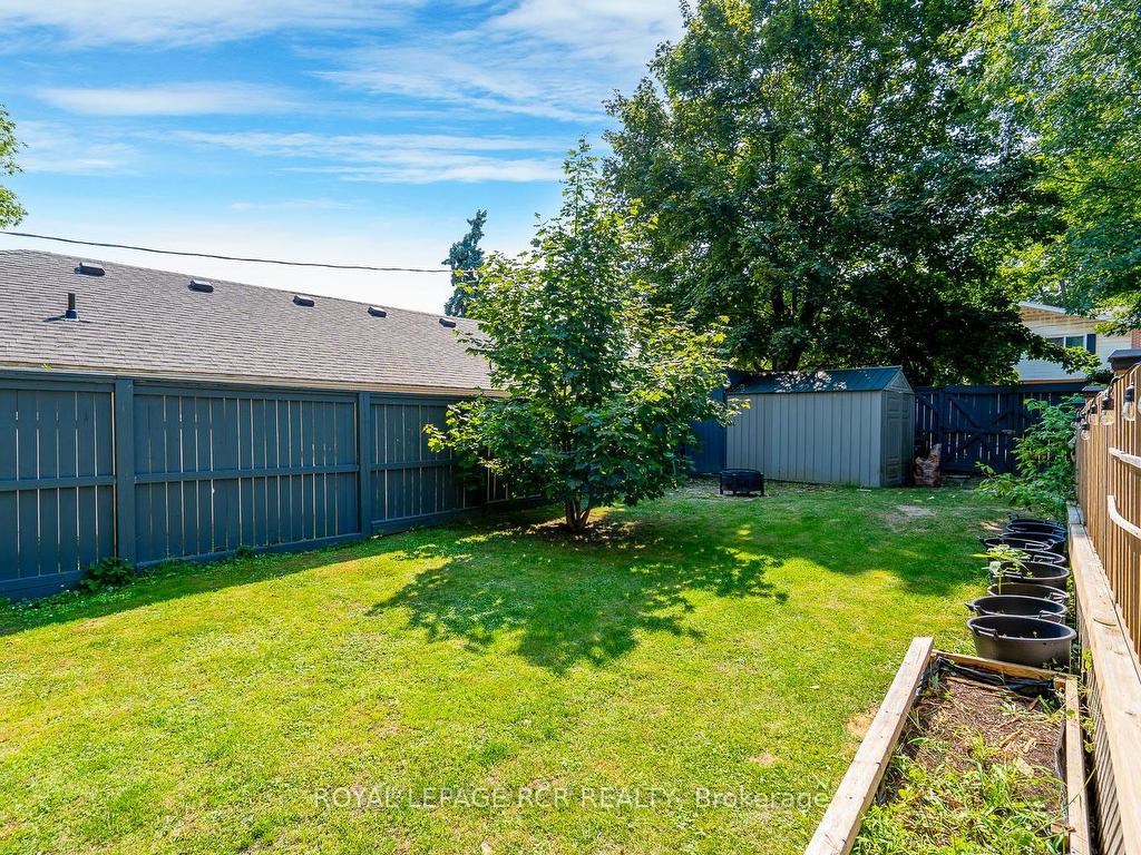 









17


Little York

Street,
Orangeville,




ON
L9W 1L8

