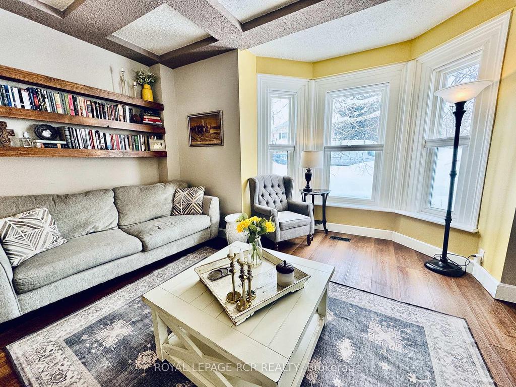 









17


Little York

Street,
Orangeville,




ON
L9W 1L8

