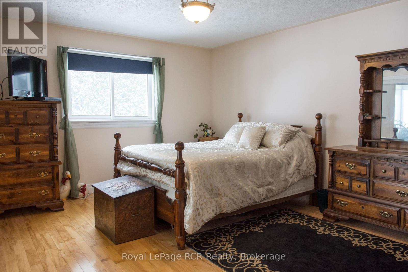 












318783 1 GREY ROAD

,
Georgian Bluffs,




Ontario
N4K5N4

