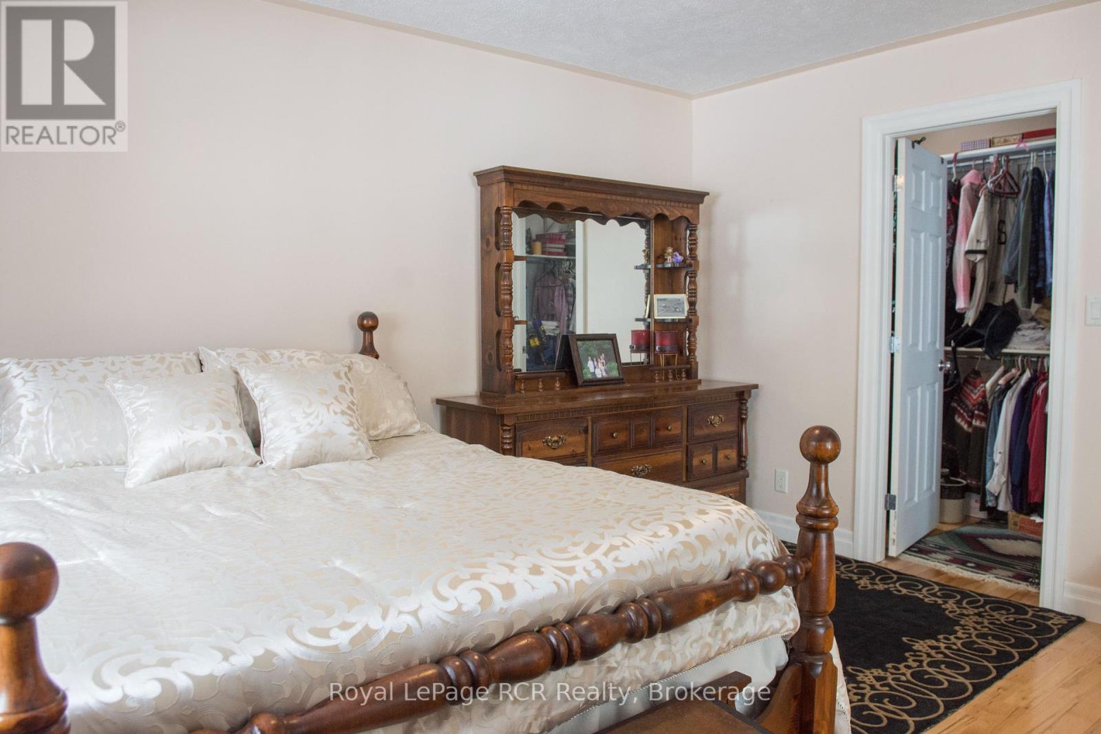 












318783 1 GREY ROAD

,
Georgian Bluffs,




Ontario
N4K5N4

