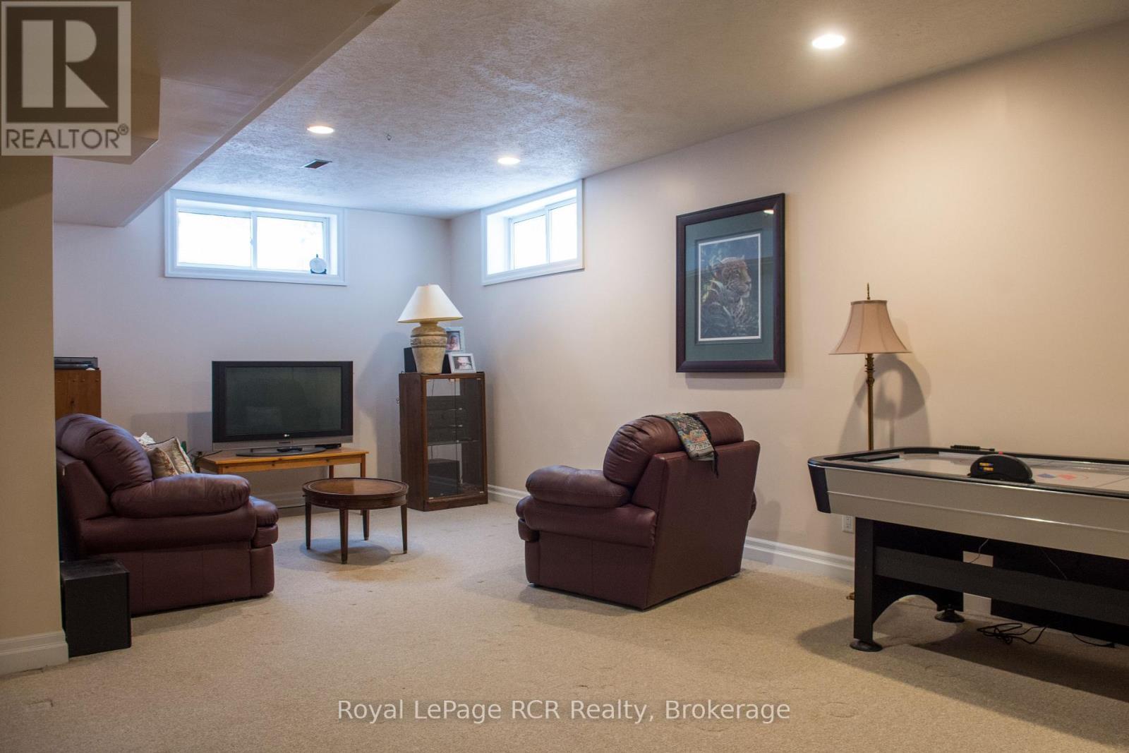 












318783 1 GREY ROAD

,
Georgian Bluffs,




Ontario
N4K5N4


