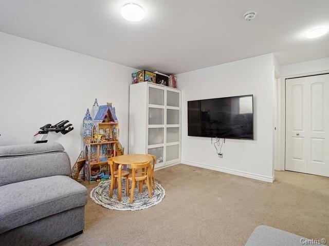 









492


Av. Mousseau-Vermette

, 2,
Dorval,




QC
H9S0A7

