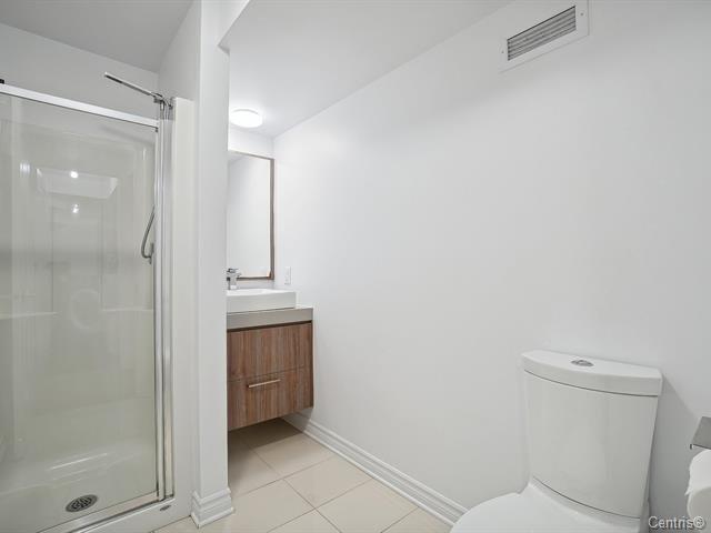 









492


Av. Mousseau-Vermette

, 2,
Dorval,




QC
H9S0A7

