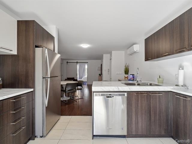 









492


Av. Mousseau-Vermette

, 2,
Dorval,




QC
H9S0A7

