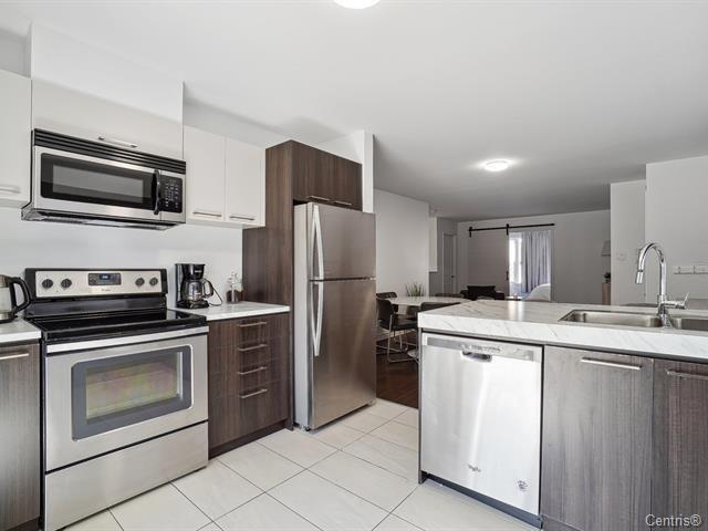 









492


Av. Mousseau-Vermette

, 2,
Dorval,




QC
H9S0A7

