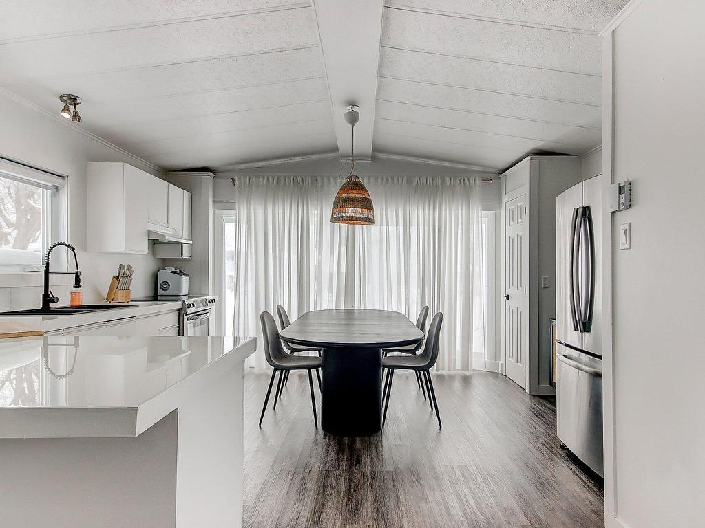 









2


Rue du Costa-Rica

,
Saint-Jean-sur-Richelieu,




QC
J2Y1A5

