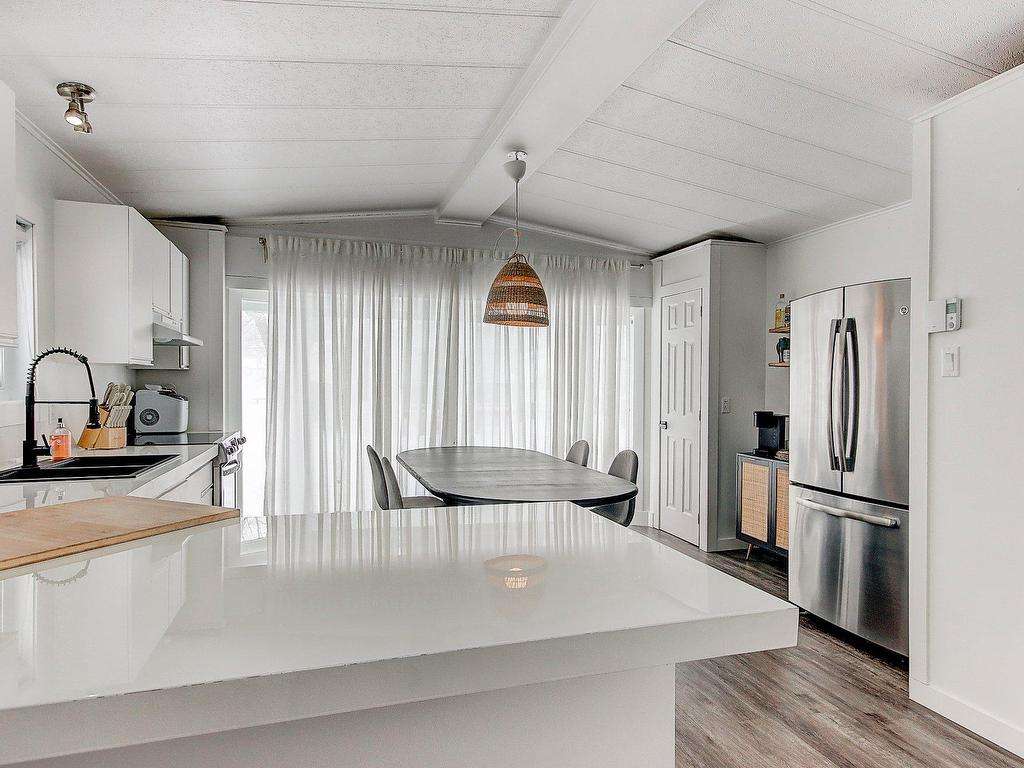 









2


Rue du Costa-Rica

,
Saint-Jean-sur-Richelieu,




QC
J2Y1A5

