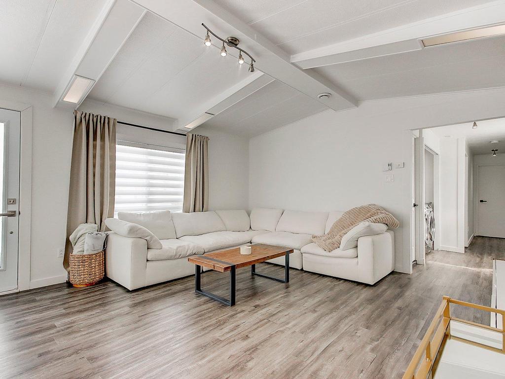 









2


Rue du Costa-Rica

,
Saint-Jean-sur-Richelieu,




QC
J2Y1A5

