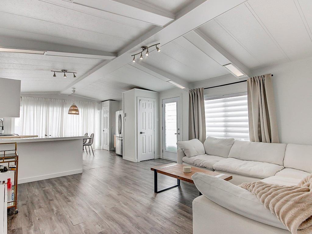 









2


Rue du Costa-Rica

,
Saint-Jean-sur-Richelieu,




QC
J2Y1A5

