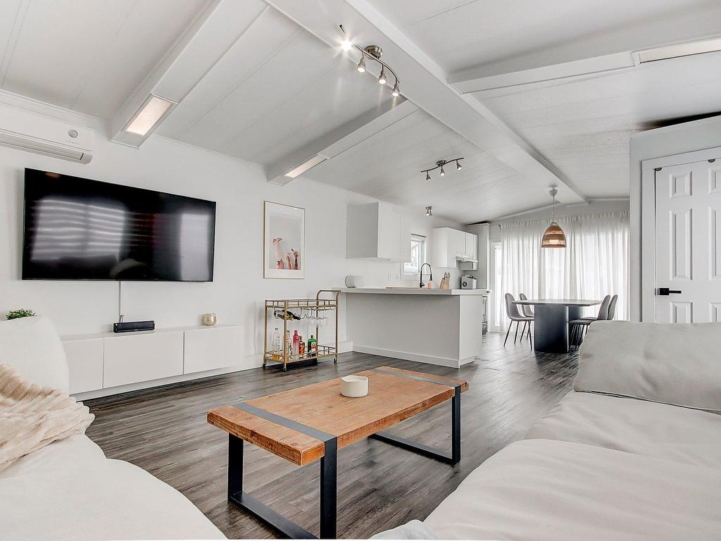









2


Rue du Costa-Rica

,
Saint-Jean-sur-Richelieu,




QC
J2Y1A5

