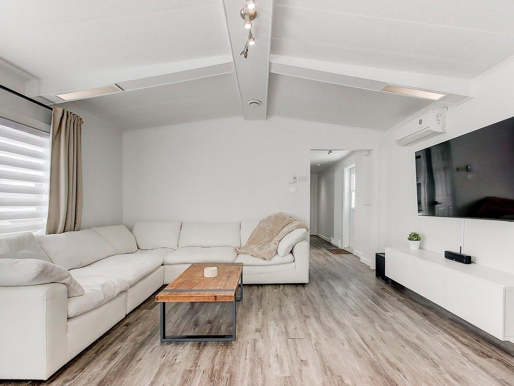 









2


Rue du Costa-Rica

,
Saint-Jean-sur-Richelieu,




QC
J2Y1A5

