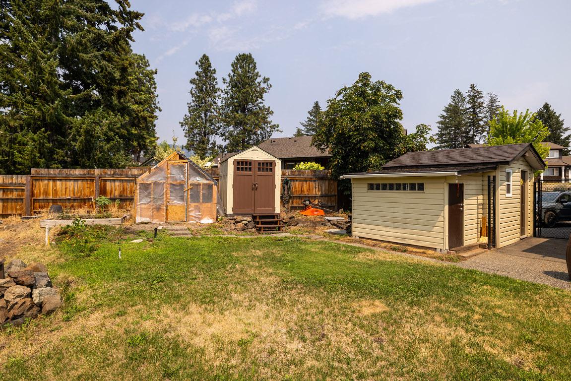 









2571


Pineridge

Place,
West Kelowna,




BC
V4T 2J7

