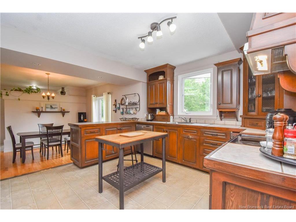 









84


rue du Pont

ST,
Bertrand,




NB
E1W 1J2

