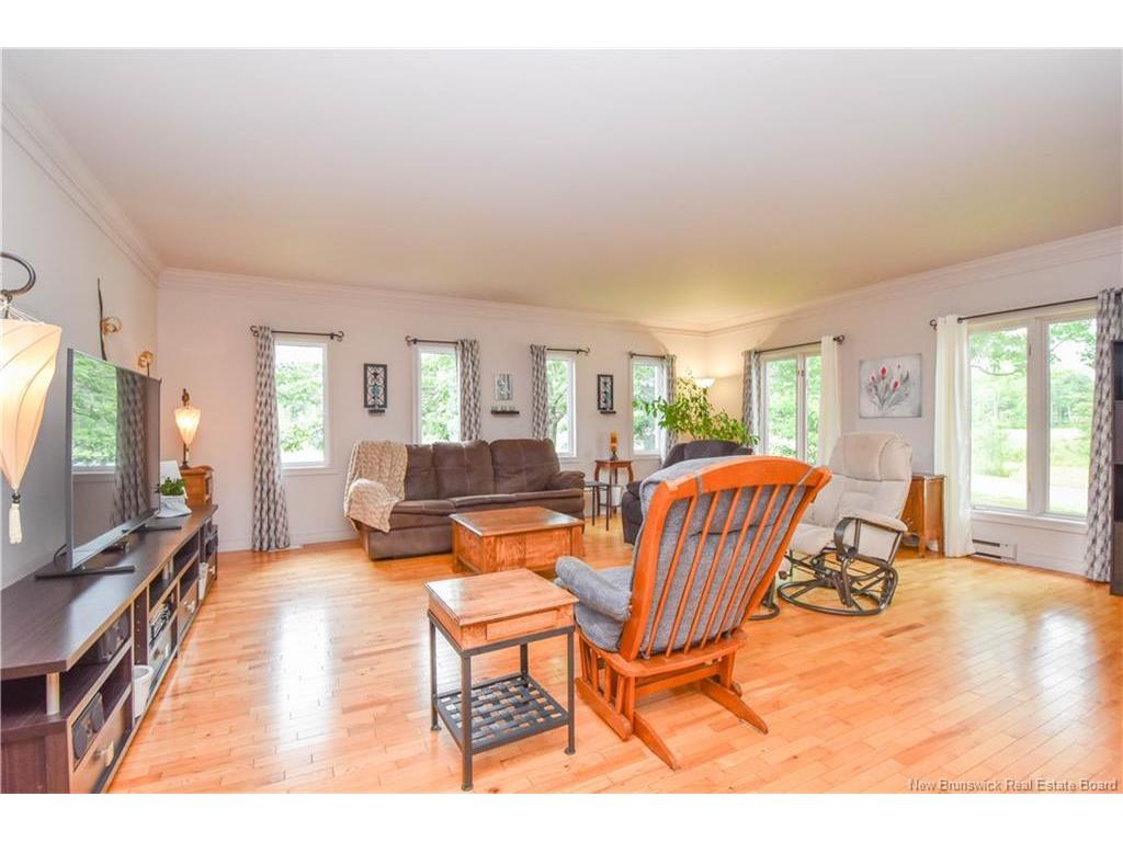 









84


rue du Pont

ST,
Bertrand,




NB
E1W 1J2

