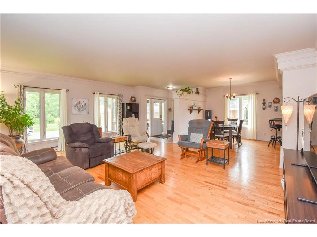 









84


rue du Pont

ST,
Bertrand,




NB
E1W 1J2


