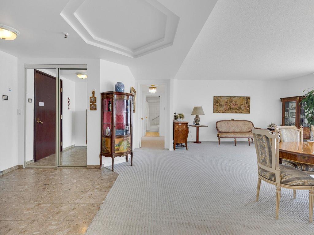 









5850


Av. Marc-Chagall

, 406,
Côte-Saint-Luc,




QC
H4W3H2

