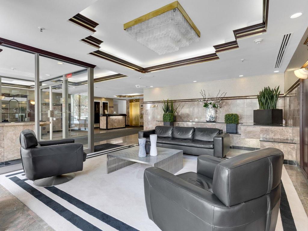 









5850


Av. Marc-Chagall

, 406,
Côte-Saint-Luc,




QC
H4W3H2

