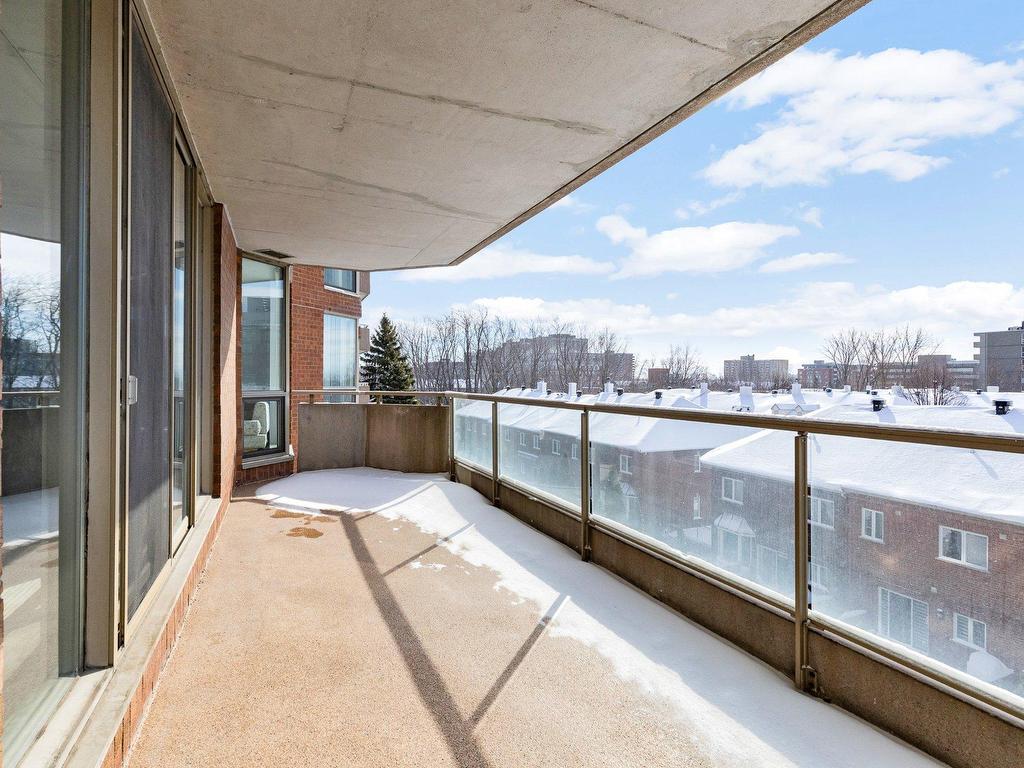 









5850


Av. Marc-Chagall

, 406,
Côte-Saint-Luc,




QC
H4W3H2

