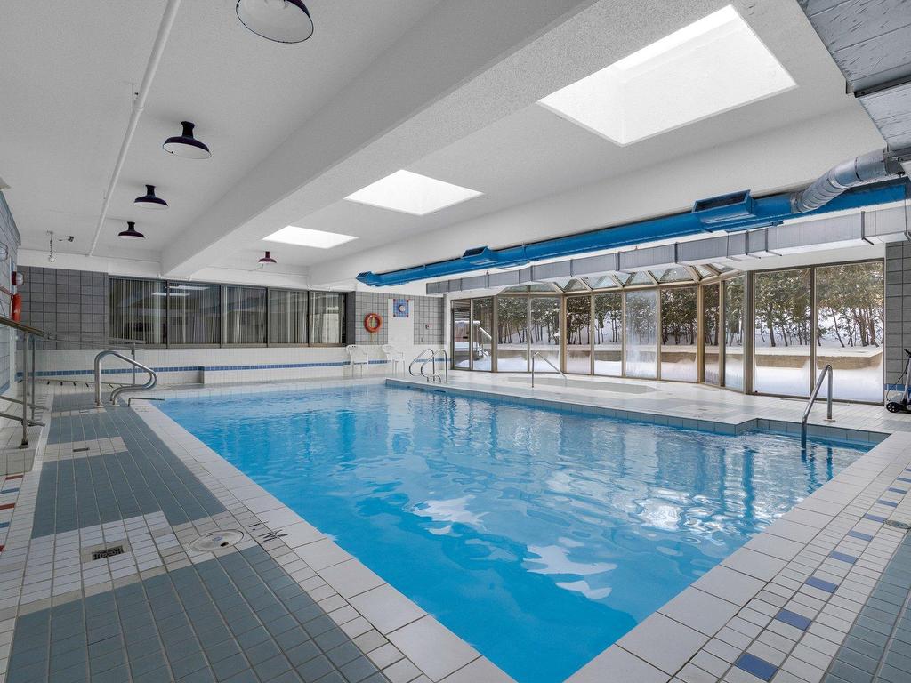 









5850


Av. Marc-Chagall

, 406,
Côte-Saint-Luc,




QC
H4W3H2


