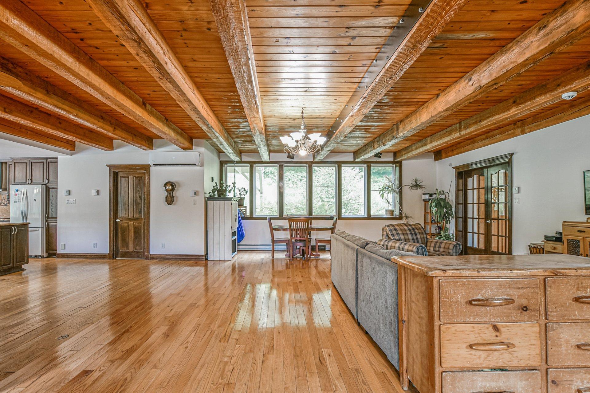 









1365


Ch. des Chanterelles

,
Sainte-Adèle,




QC
J8B2V8

