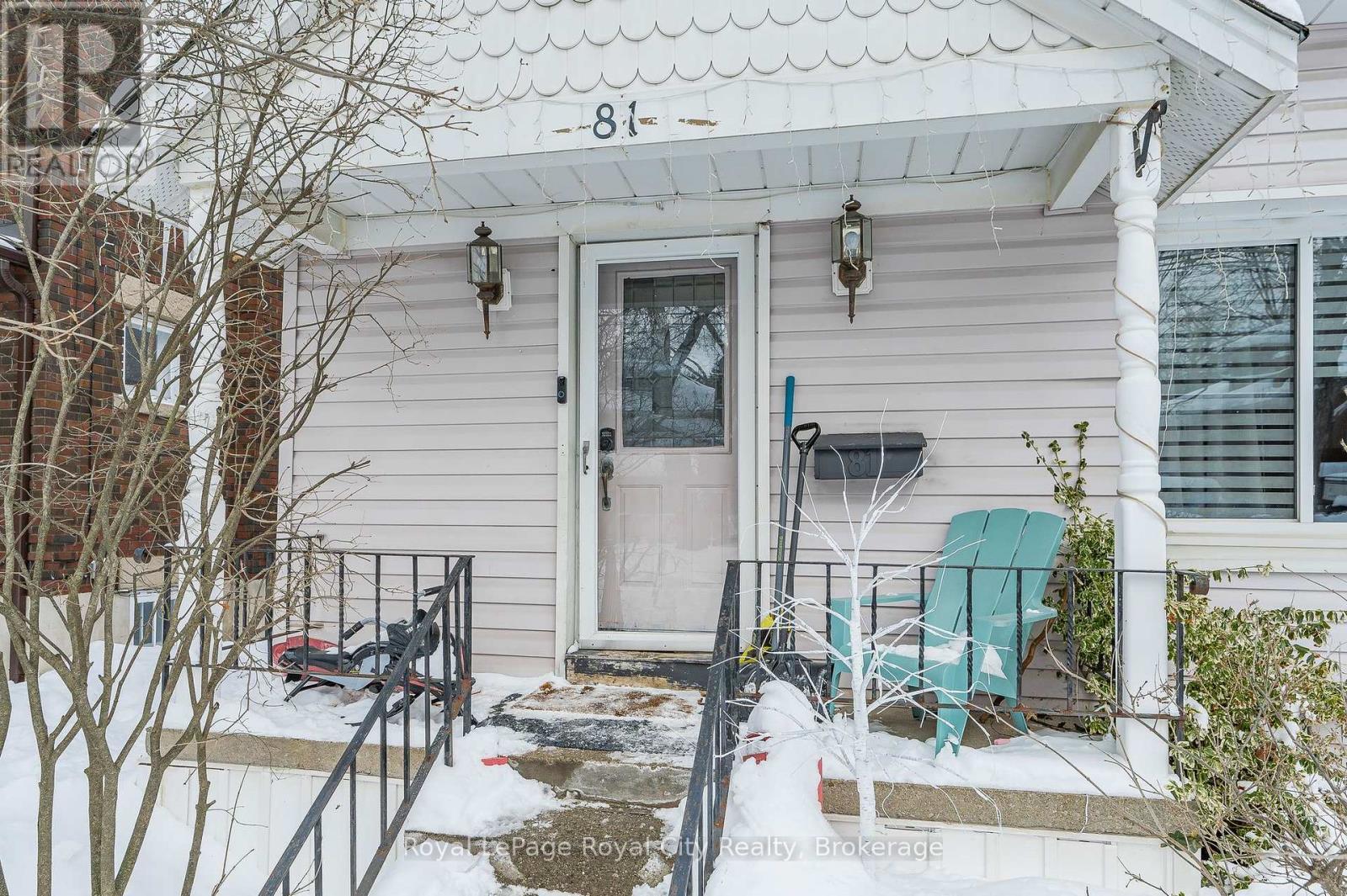 












81 YORKSHIRE STREET N

,
Guelph (Downtown),




Ontario
N1H5B3

