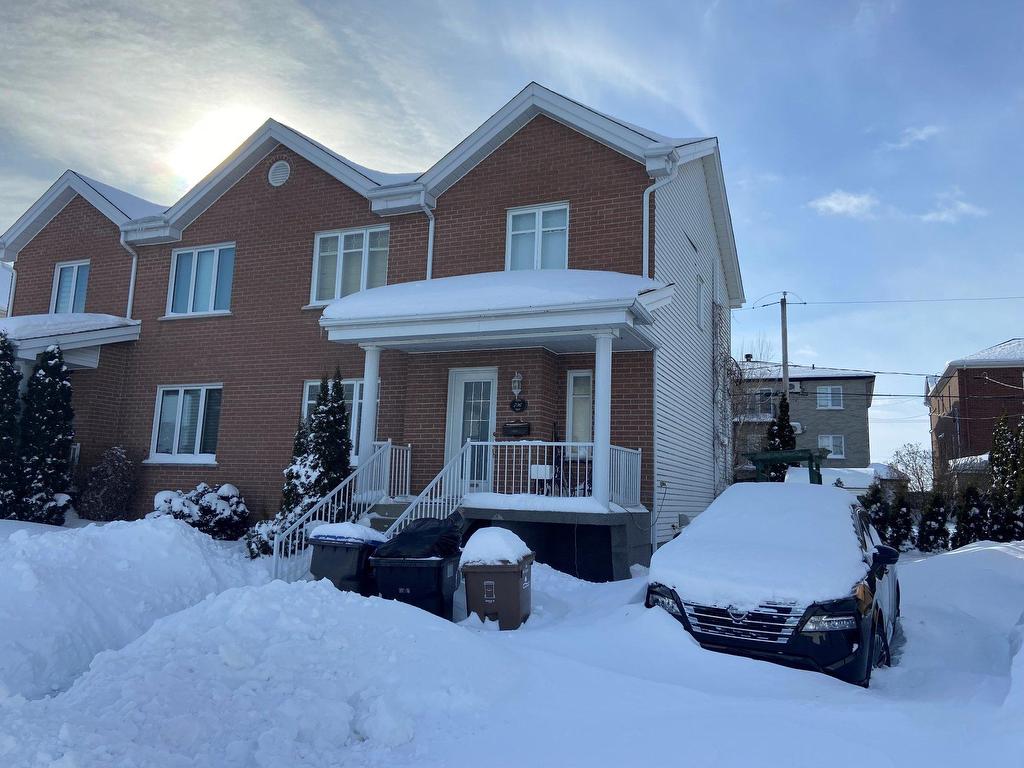









706


Rue du Béarn

,
Saint-Jean-sur-Richelieu,




QC
J3A1Y2

