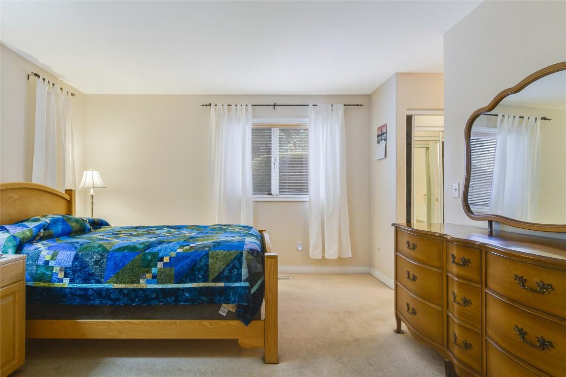 









450


Yates

Road, 25,
Kelowna,




BC
V1V 1R8

