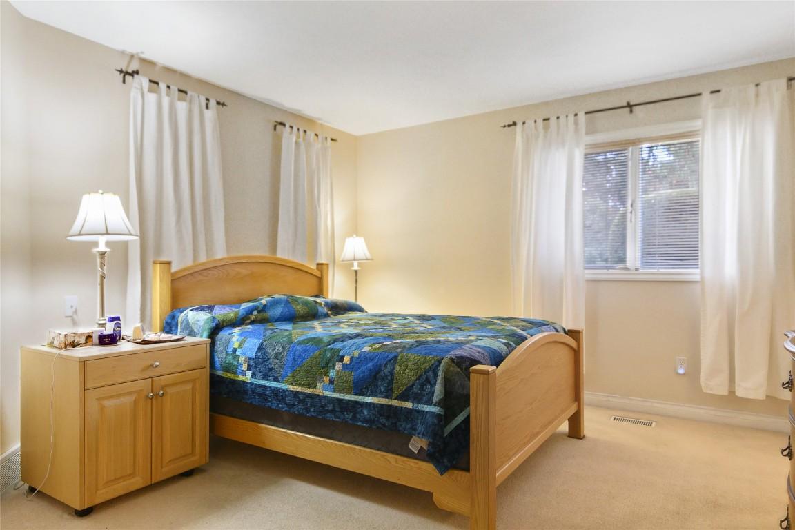 









450


Yates

Road, 25,
Kelowna,




BC
V1V 1R8

